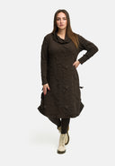 'Brunel' jurk – Cowl-Neck, zijplooien & midilengte