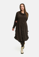 'Brunel' jurk – Cowl-Neck, zijplooien & midilengte