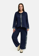 'Delina' Blouse Denim – navy, vloeiend & met printdetail