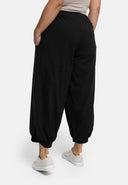 Spodnie „Valeria” – komfortowe, płynne i nowoczesne