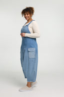 Peto 'Sky' – Mezclilla Premium, Degradado y Detalles de Parche