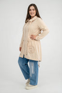 'Livia' Välikausitakki – pehmeä, yksityiskohtainen ja nykyaikainen