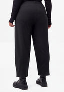 'Vigna' trousers – structured cotton-stretch & comfortable cut
