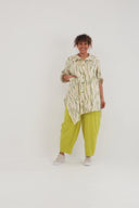 'Livia' Hose – Weite Passform, cleanes Design, & stretch